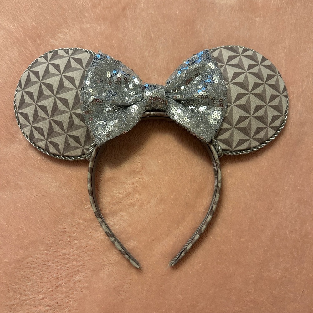 Epcot Minnie Ears with Sequin Bow